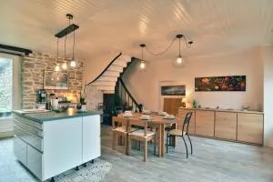 Villa Mi-Syl- Jolie maison en pierre à Quévert - Quévert