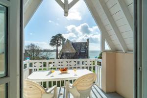 Les Glénans - Duplex vue mer proche plage