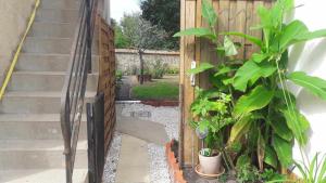 Chambre agréable au fond du jardin