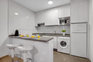 Santa Amalia 44 by IVI Real Estate