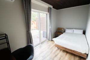 LOCALINO STAY AOSHIMA