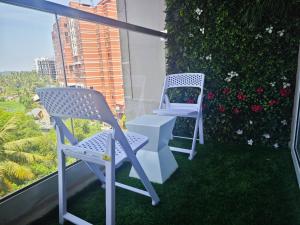 Evara - Premium Fully AC - 3BHK Luxury Apartment with Style