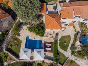 Villa Platanus with Private Pool Sea View