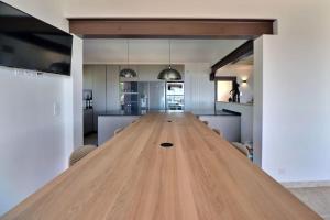 By Elodie Face à la mer