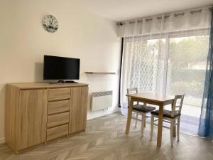 Appartements STUDIO AVEC TERRASSE PLEIN SUD - RESIDENCE LE FENIL AVENUE DE VERDUN A CABOURG : photos des chambres