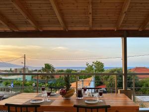 DESTAN & JULIETTE SEA VIEW Villa