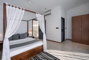 SaffronStays Calvin - 3 Bedroom Pool Villa In Lonavala