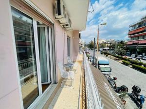 Family, Sunny choice 1 Km Athens 3 bedrms, 120 s.m