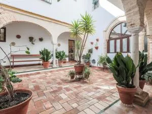 Descanso y paz en la Juderia de Carmona - Tocina