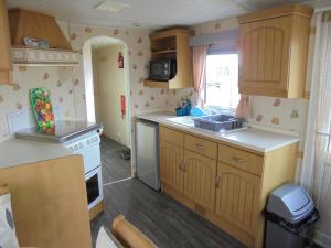 8 Berth on Sealands Everglade III