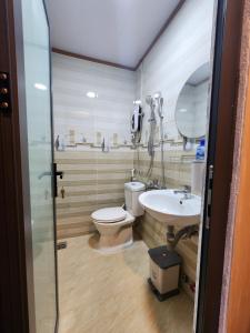 Xóm nhà lá homestay