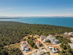 Villa Kristina ZadarVillas - 扎顿