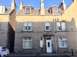 Central 1st Class in Quiet Location - Darnick