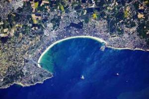 Appartement cosy, vue sur parc, 3 mins plage Benoit