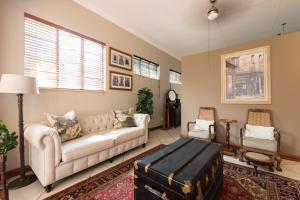 House Falcon close to ZAH