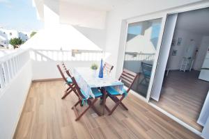 The 9 souls - pool view