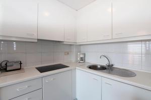 1075 Roc Mar Roses - Apivend Immo