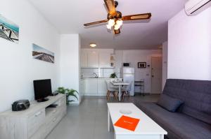 1075 Roc Mar Roses - Apivend Immo