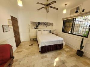 Jays Cottage house (Timog)