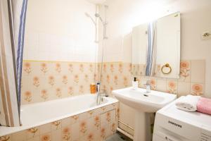 Appartements T2 proche gare, a deux pas de la Place Velpeau : photos des chambres