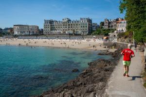 Appartements 200m plage de l'Ecluse- Dinard- Logement pour 2 : photos des chambres