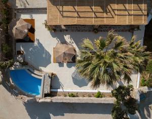 Villa Palm- SeaView-Hot Tub-200m from Ftelia beach