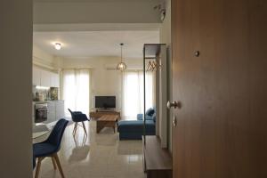 Milena Comfy Piraeus Reno Apt AC & Full Kitchen