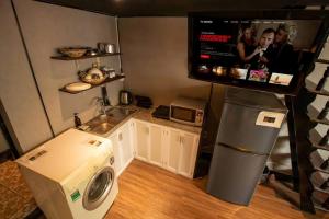 SG Hideout Apartment Ben Thanh 374 Nguyen Cong Tru