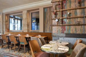 Hotels Le Robinet d'Or : photos des chambres