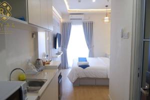 Royal Suites Studio 10QQ Floor - Citra Plaza Nagoya Apartment