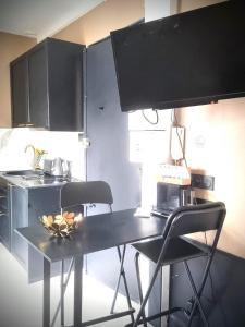 Chic & Cosy Eiffel Tower - Champs Elysées