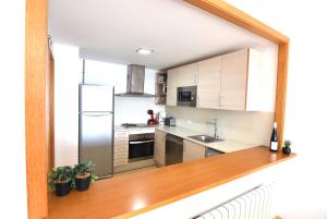 Apartamento con piscina y vistas al mar ref 154