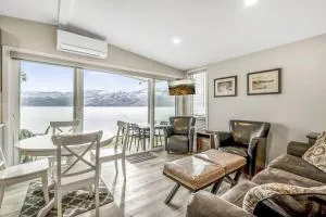 Family-friendly Cottage with amazing views - West Kelowna