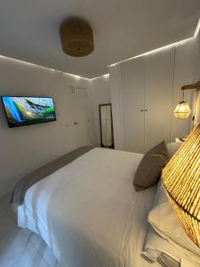 La Cala Beach Home