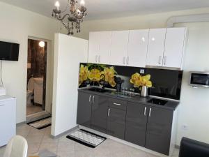 Къща за гости Синьо Лято