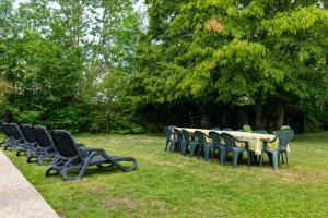 Manoir romantique 8 mn du lac et 2 heures de Paris