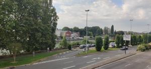 Appartement Lumineux 58m² Meublé et Équipé avec Vue sur lOise à Compiègne