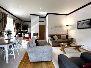 6 Shanklin Manor - family friendly apartment in Shanklin Old Village