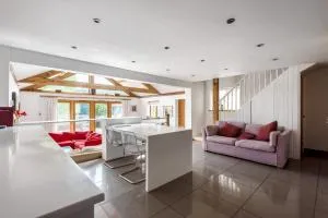 Prestwick Oak - 2 Kingsize Ensuite - Openplan Contemporary - Rural - Garden - 奇丁福尔德