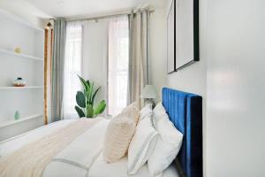 48-1FE Brand New 1BR Prime hells kitchen WD in unit