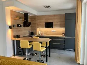 Fűzliget2- President Apartman - Balatonfůzfő Vasútállomás