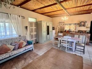 Rockey Mountain Bush lodge