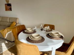 RosaMar apartment sea view and pool