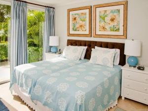 117 Sapphire Beach Condo