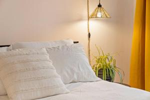 The Blue Forest Chalet - Kayak, Hike, Hot Tub