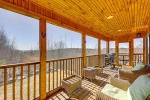 Spacious Harrison Cabin about 1 Mi to Long Lake! - Bridgton