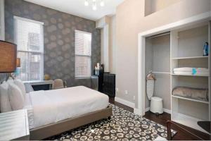 Premier Suites Bay Village