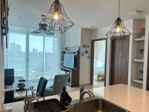 Condo Gorgona Beach Apartamento de Lujo de 2 Habitaciones