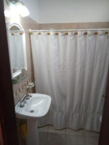 Departamento interno con parque a 1 cuadra del calvario