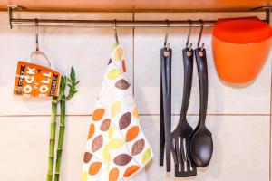 23 Central 1 Bedroom Apartment with Balcony